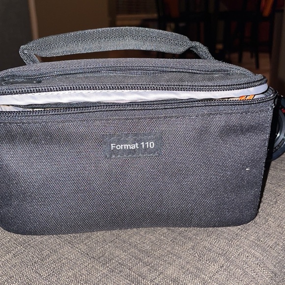 Canon VIXIA HF G20 Camcorder with 10x HD Video Lens (30.4mm-304mm) - Picture 11 of 12